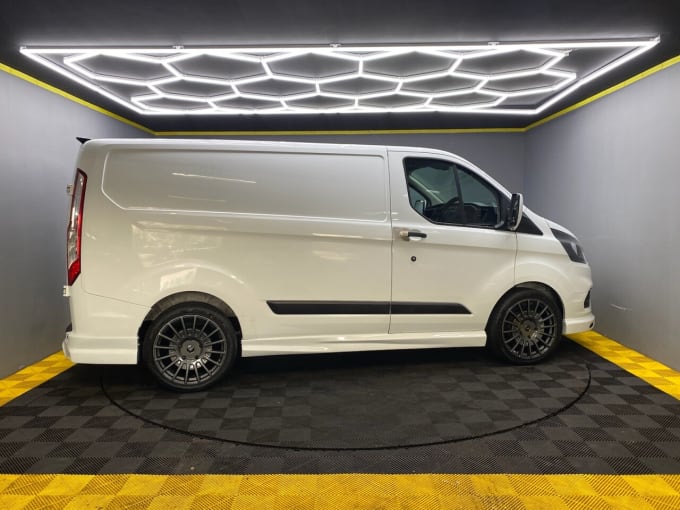 2024 Ford Transit Custom