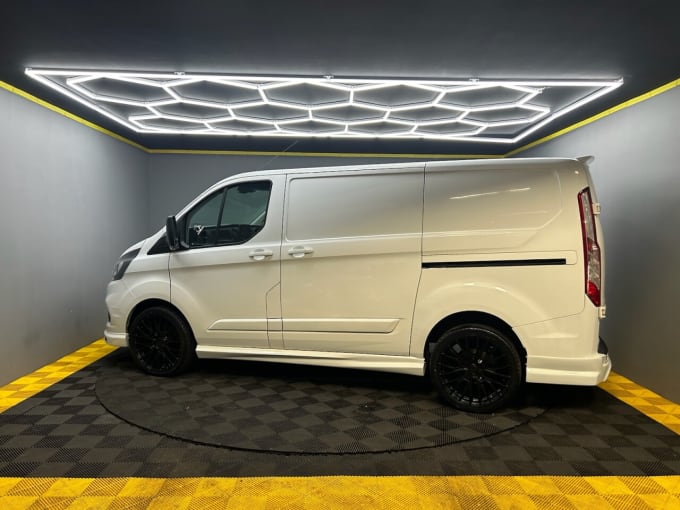 2024 Ford Transit Custom