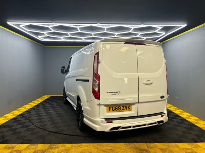 2024 Ford Transit Custom