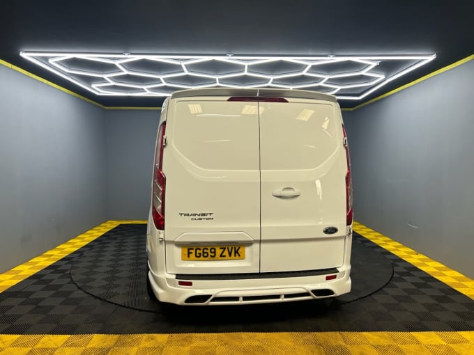 2024 Ford Transit Custom