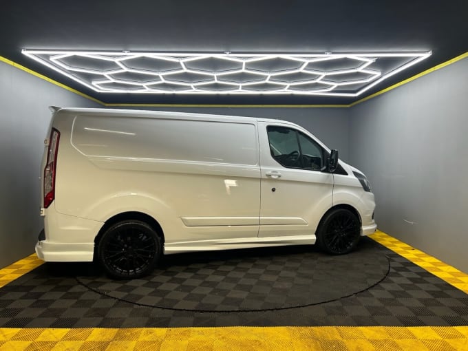 2024 Ford Transit Custom