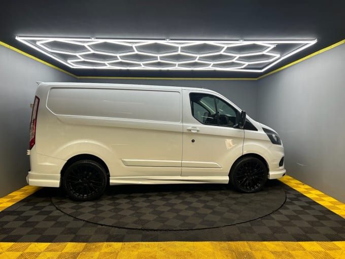 2024 Ford Transit Custom