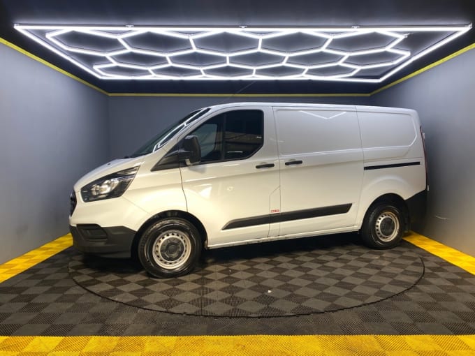 2024 Ford Transit Custom