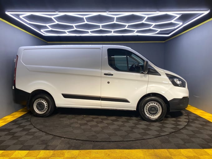 2024 Ford Transit Custom