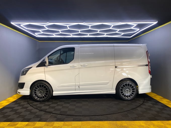 2024 Ford Transit Custom