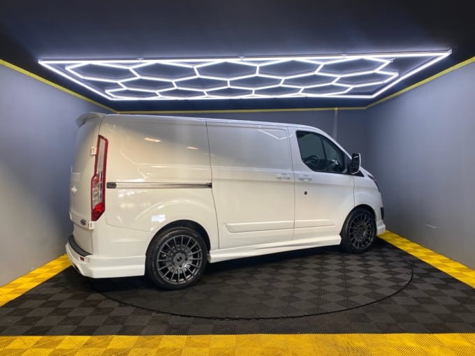 2024 Ford Transit Custom