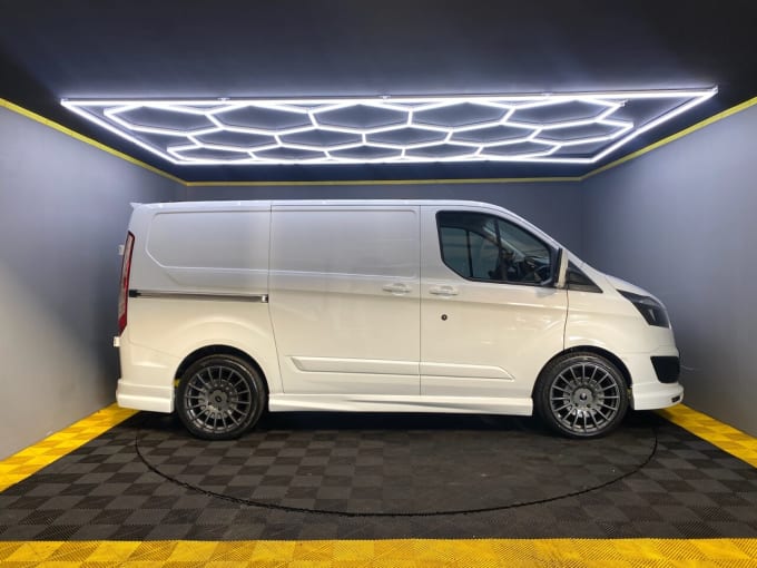 2024 Ford Transit Custom