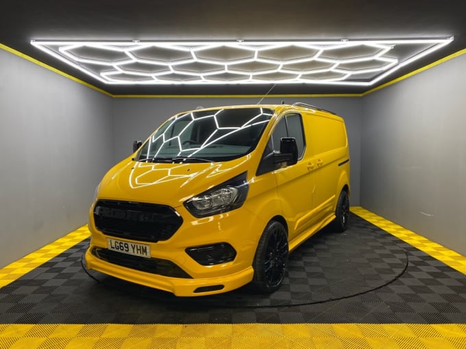 2024 Ford Transit Custom