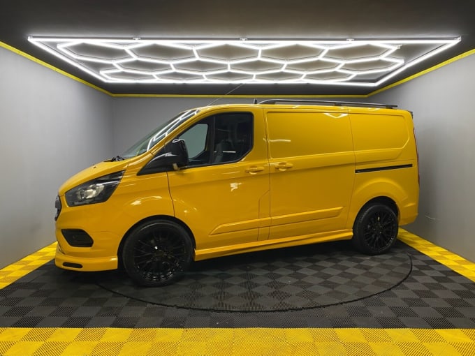 2024 Ford Transit Custom