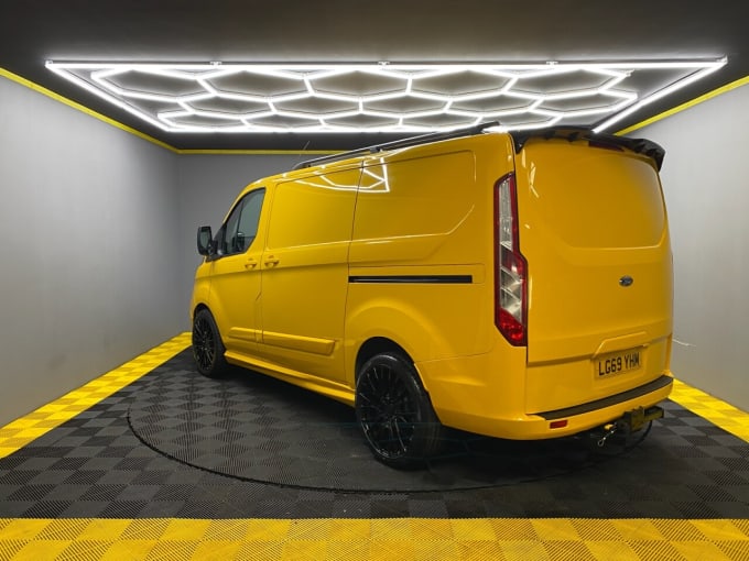 2024 Ford Transit Custom