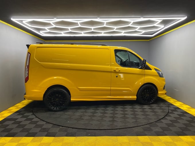 2024 Ford Transit Custom