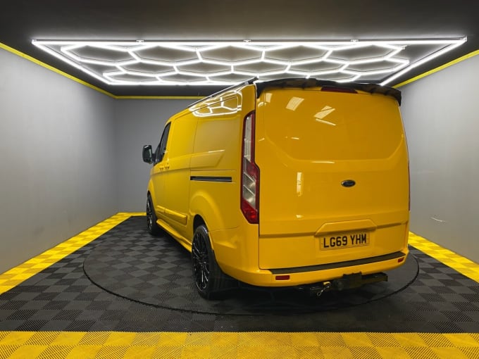 2024 Ford Transit Custom