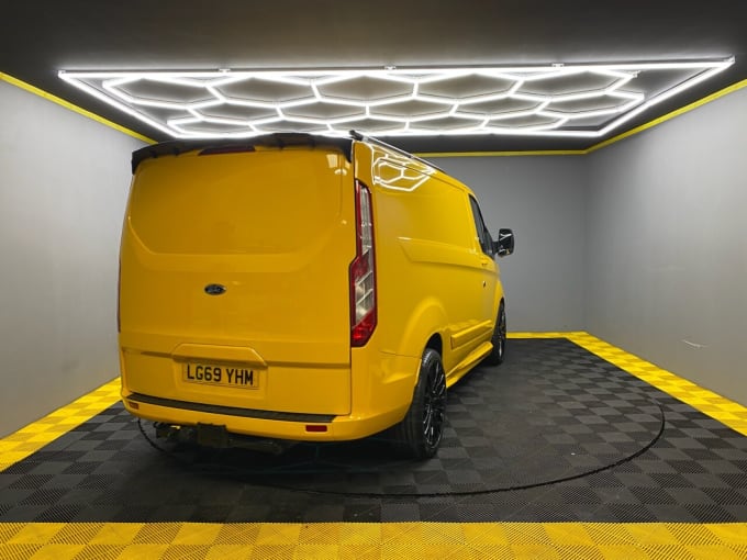 2024 Ford Transit Custom