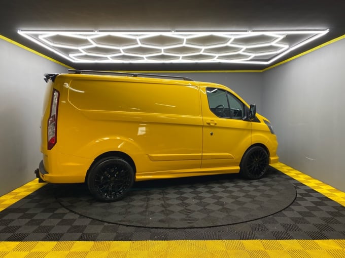 2024 Ford Transit Custom