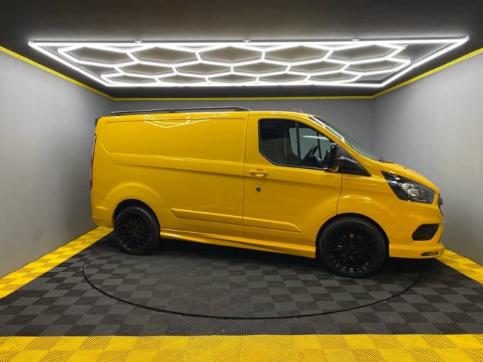 2024 Ford Transit Custom