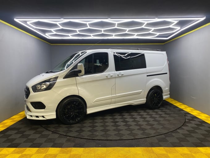 2024 Ford Transit Custom