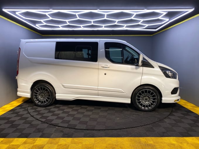 2024 Ford Transit Custom