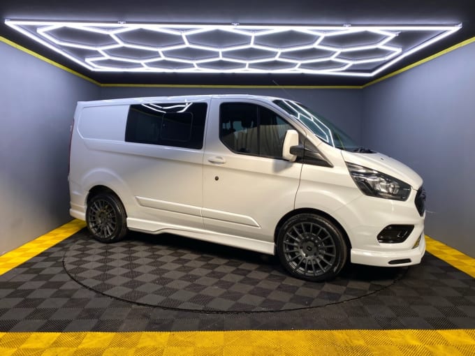 2024 Ford Transit Custom