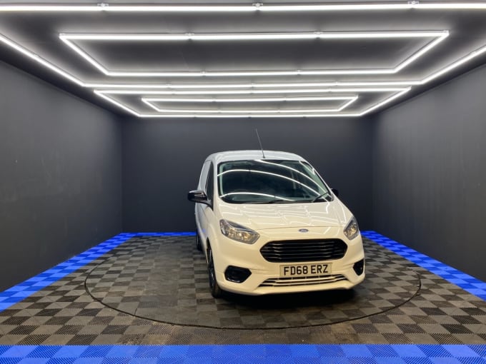 2025 Ford Transit Courier