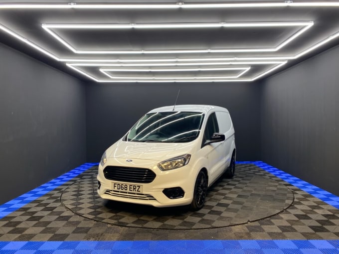 2025 Ford Transit Courier