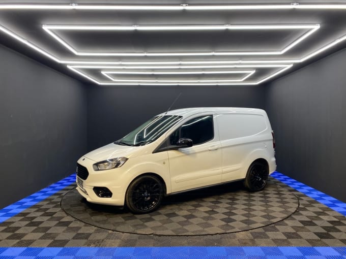 2025 Ford Transit Courier