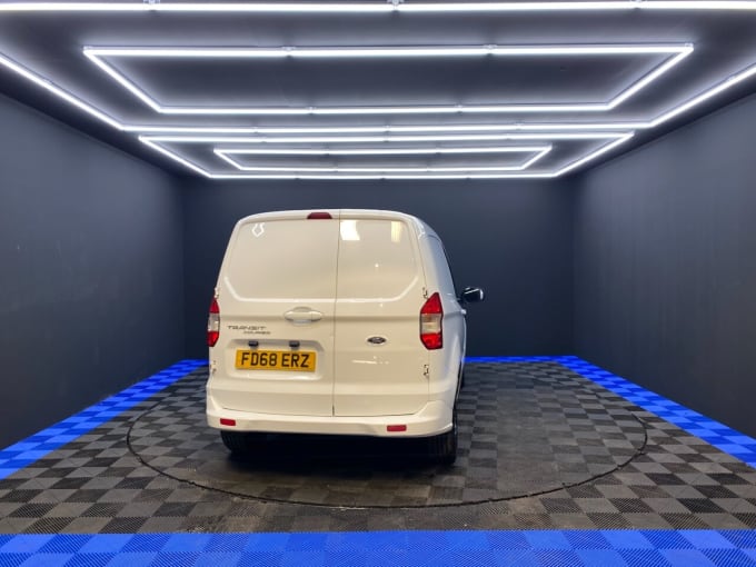 2025 Ford Transit Courier