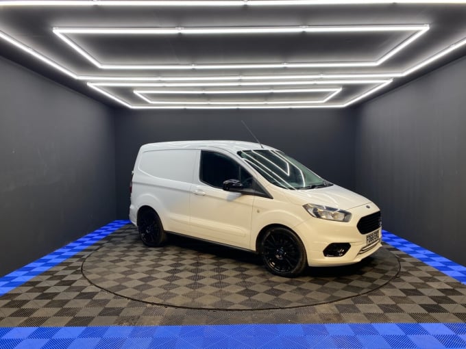 2025 Ford Transit Courier