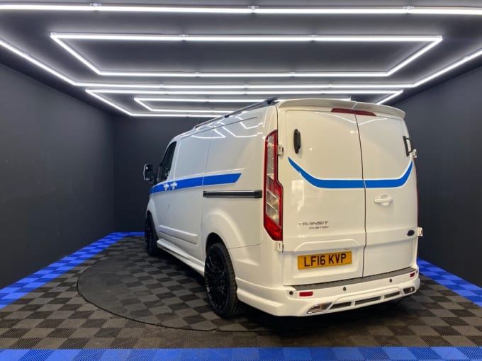 2025 Ford Transit Custom