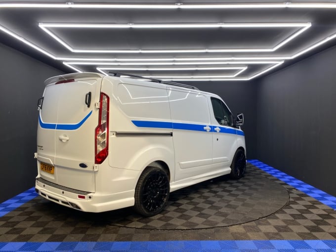 2025 Ford Transit Custom