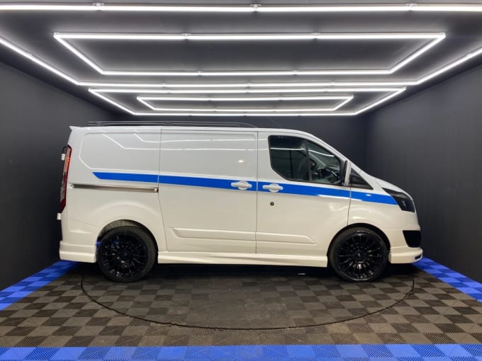 2025 Ford Transit Custom