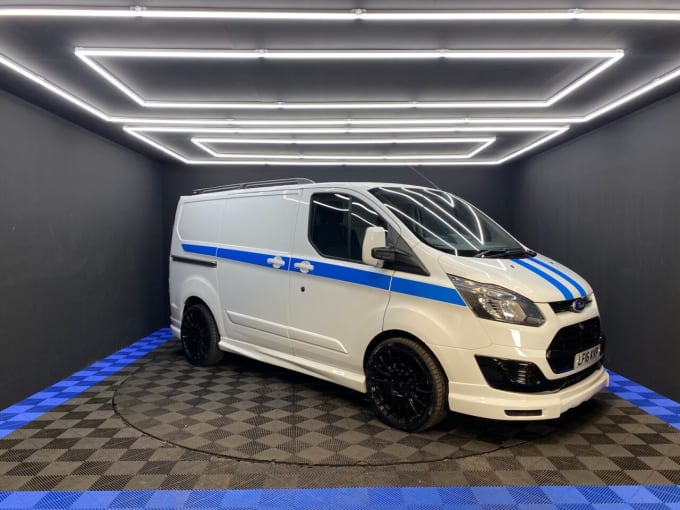 2025 Ford Transit Custom