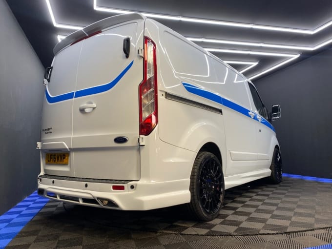 2025 Ford Transit Custom