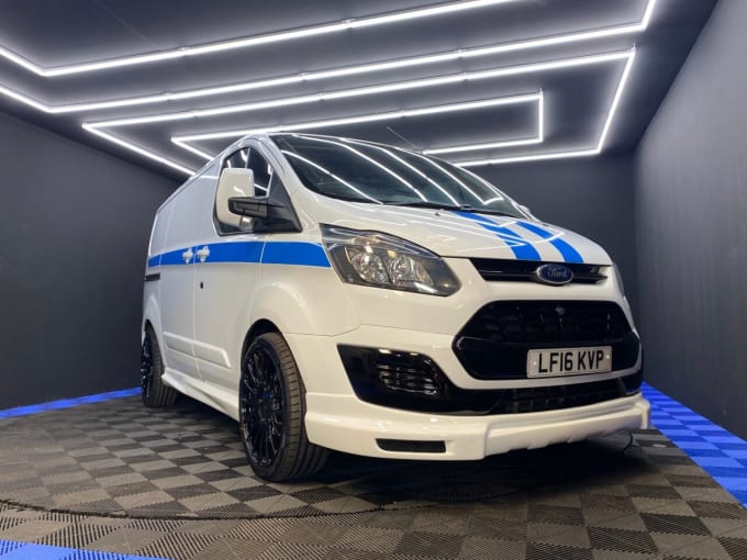 2025 Ford Transit Custom