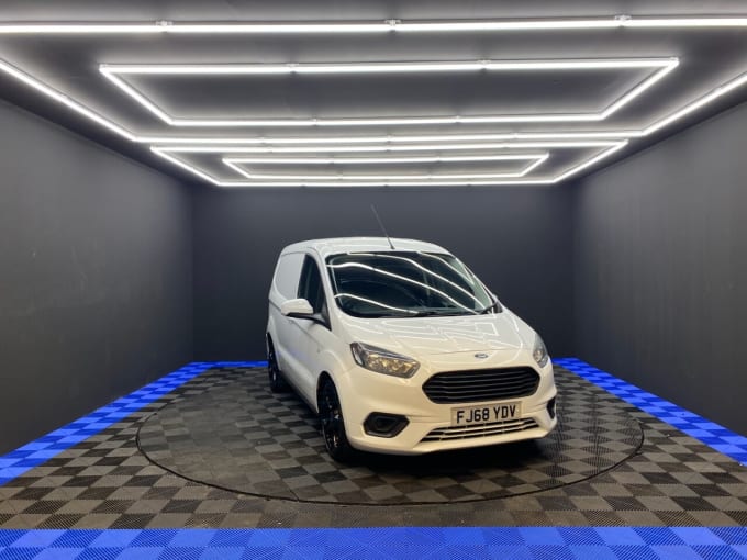 2025 Ford Transit Courier