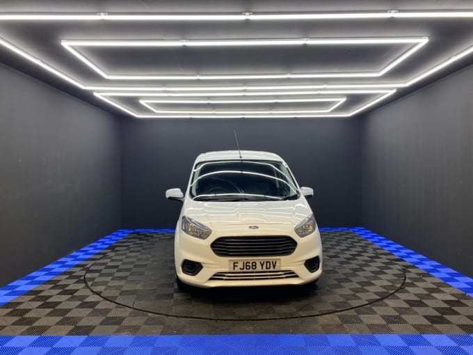 2025 Ford Transit Courier