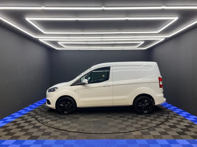 2025 Ford Transit Courier