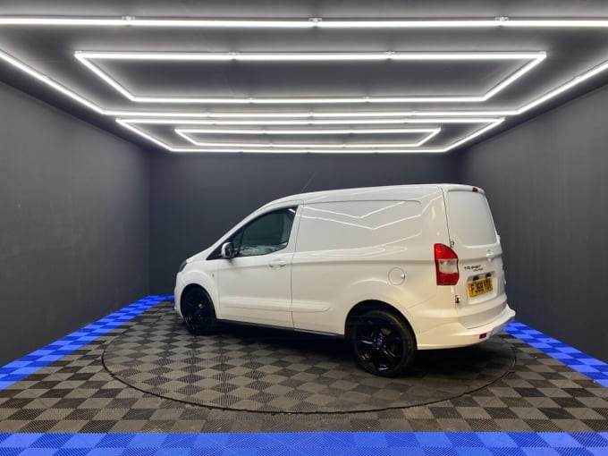 2025 Ford Transit Courier