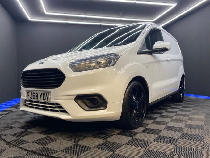 2025 Ford Transit Courier