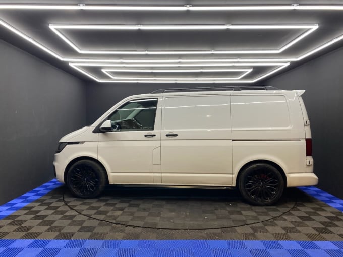 2025 Volkswagen Transporter
