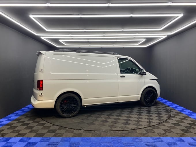 2025 Volkswagen Transporter