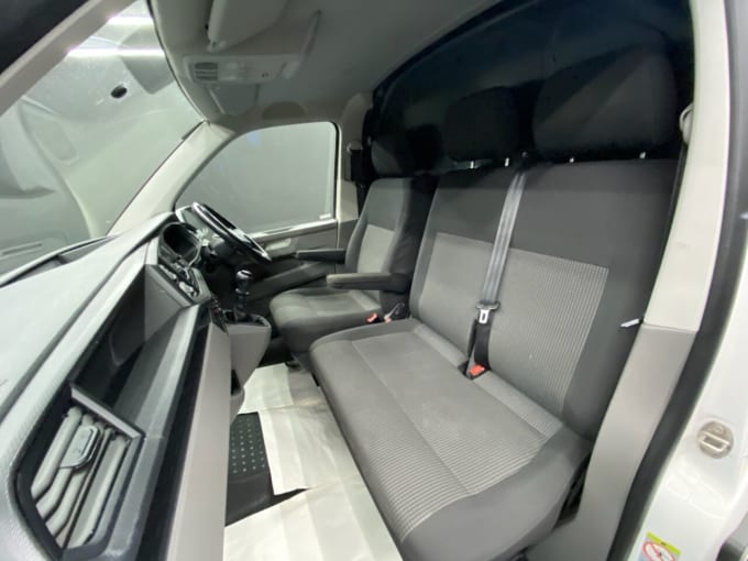 2025 Volkswagen Transporter