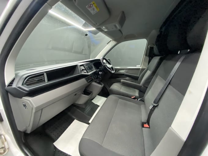 2025 Volkswagen Transporter