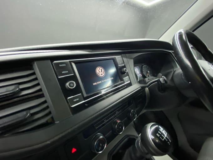 2025 Volkswagen Transporter