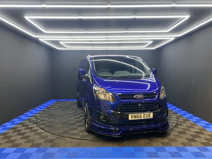 2025 Ford Transit Custom