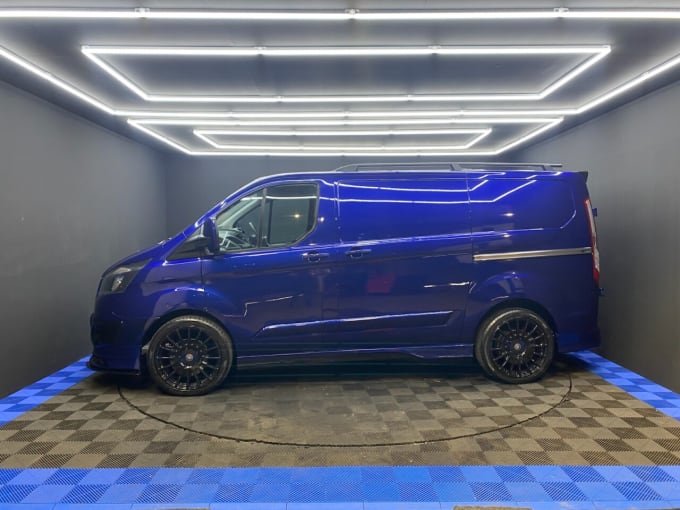 2025 Ford Transit Custom