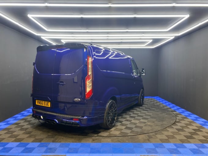 2025 Ford Transit Custom