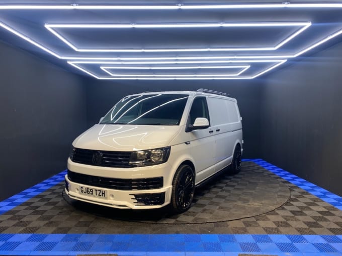 2025 Volkswagen Transporter