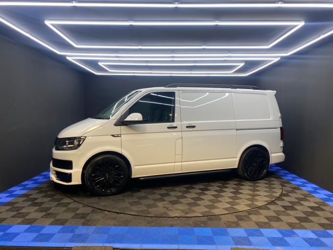 2025 Volkswagen Transporter