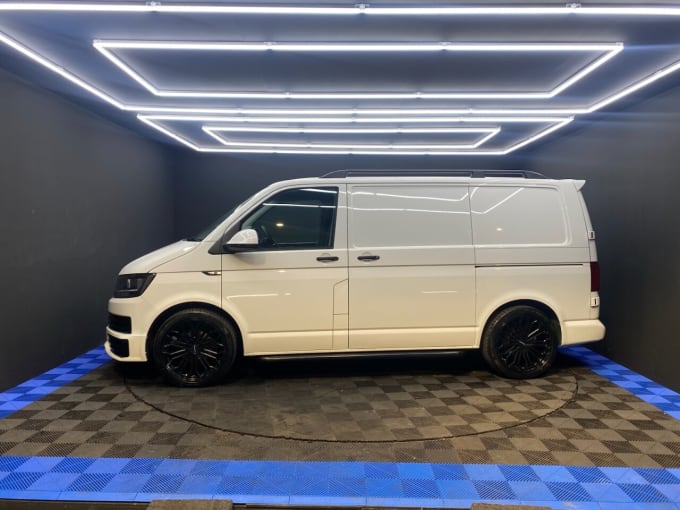 2025 Volkswagen Transporter