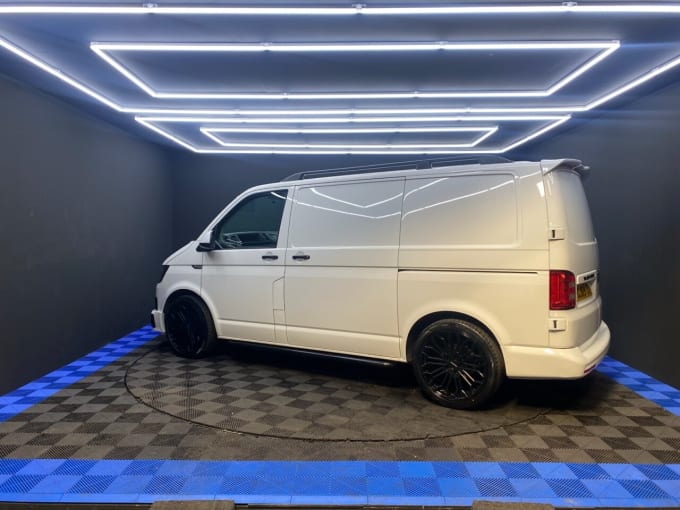 2025 Volkswagen Transporter